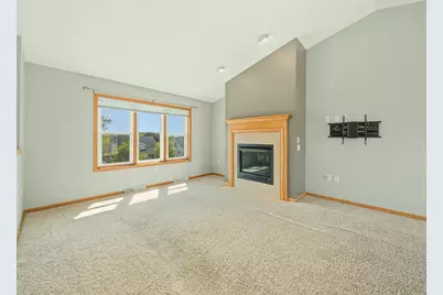 6738 Henry Road, Belleville, WI 53508 - Photo 7