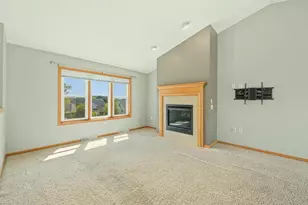 6738 Henry Rd, Belleville, WI 53508 - Photo 7