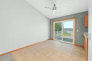 6738 Henry Rd, Belleville, WI 53508 - Photo 21