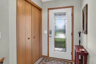 837 Vista Ridge Dr, Mount Horeb, WI 53572 - Photo 3