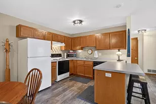 403 Hanson Rd, Stoughton, WI 53589 - Photo 9