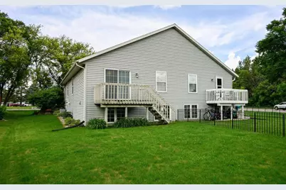 403 Hanson Road, Stoughton, WI 53589 - Photo 39