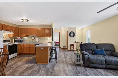 403 Hanson Road, Stoughton, WI 53589 - Photo 21