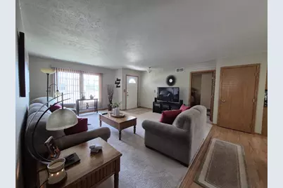 3418 Buckhorn Trace, Janesville, WI 53548 - Photo 7