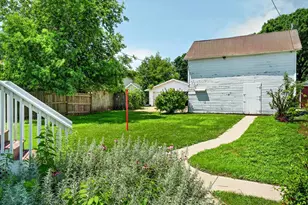 1617 16th Ave, Monroe, WI 53566 - Photo 7
