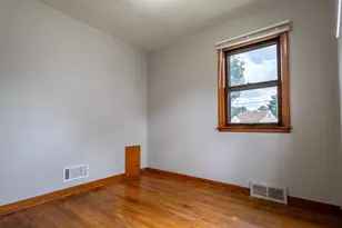 1724 Prairie Ave, Beloit, WI 53511 - Photo 11
