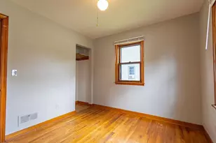 1724 Prairie Ave, Beloit, WI 53511 - Photo 7