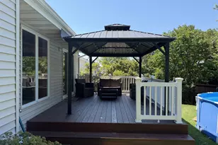2518 Scenic Ridge Dr, Madison, WI 53719 - Photo 7