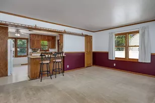 4602 Esch Ln, Madison, WI 53704 - Photo 3