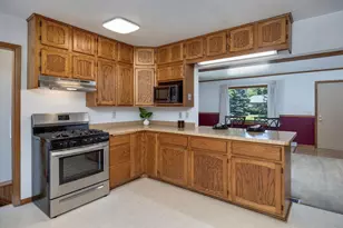 4602 Esch Ln, Madison, WI 53704 - Photo 11