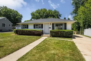 4602 Esch Ln, Madison, WI 53704 - Photo 1