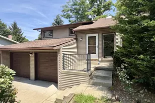 7340 Century Pl, Middleton, WI 53562 - Photo 5