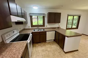7340 Century Pl, Middleton, WI 53562 - Photo 3