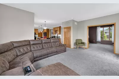 1000 Glen View Court, Mount Horeb, WI 53572 - Photo 11