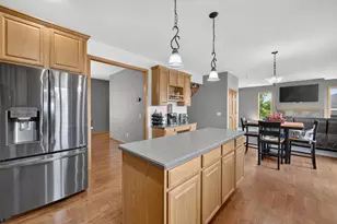 1000 Glen View Ct, Mount Horeb, WI 53572 - Photo 13