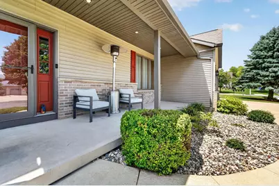 1000 Glen View Court, Mount Horeb, WI 53572 - Photo 3