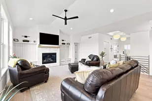 1314 Spahn Dr, Waunakee, WI 53597 - Photo 17