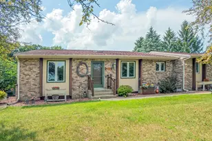 N6839 Donlin Dr, Pardeeville, WI 53954 - Photo 9