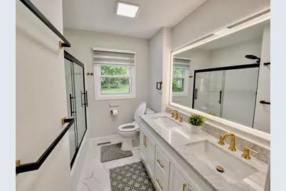 21 N Kenosha Drive, Madison, WI 53705 - Photo 11