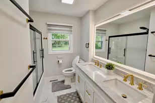 21 N Kenosha Dr, Madison, WI 53705 - Photo 11