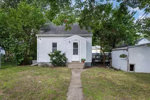 1872 Fayette Ave, Beloit, WI 53511 - Photo 1