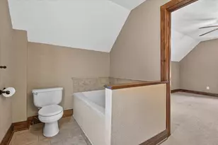 1123 8th St, Beloit, WI 53511 - Photo 35