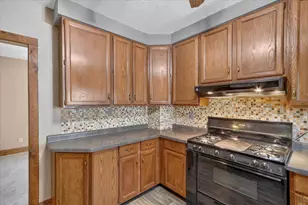 1123 8th St, Beloit, WI 53511 - Photo 17