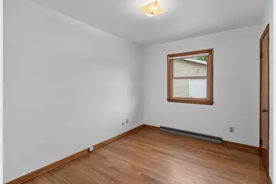 418 Grant Street, Beaver Dam, WI 53916 - Photo 9