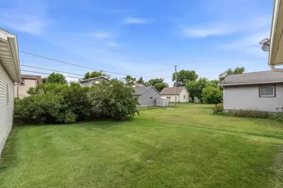 418 Grant Street, Beaver Dam, WI 53916 - Photo 17