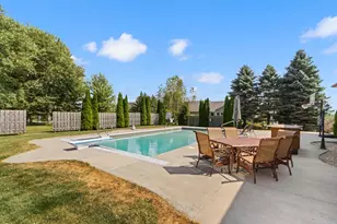 2306 Surrey Ln, Baraboo, WI 53913 - Photo 65