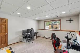 2306 Surrey Ln, Baraboo, WI 53913 - Photo 51
