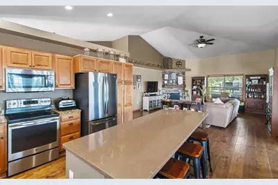 2306 Surrey Lane, Baraboo, WI 53913 - Photo 15