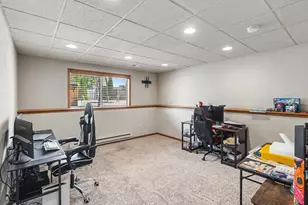 2306 Surrey Ln, Baraboo, WI 53913 - Photo 49