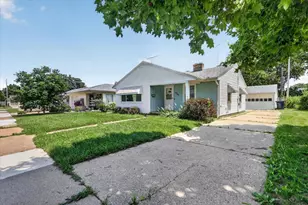 1239 S Terrace St, Janesville, WI 53546 - Photo 1