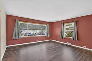 1239 S Terrace St, Janesville, WI 53546 - Photo 5