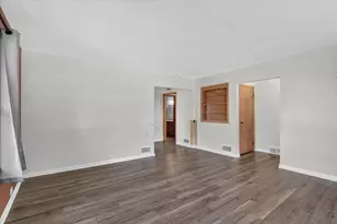 1239 S Terrace St, Janesville, WI 53546 - Photo 7