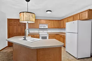 637 Garfield Ave, Janesville, WI 53536 - Photo 13