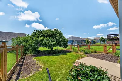 637 Garfield Avenue, Janesville, WI 53536 - Photo 53