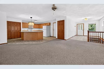 637 Garfield Avenue, Janesville, WI 53536 - Photo 11