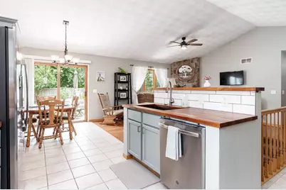 2608 N Wuthering Hills Drive, Janesville, WI 53546 - Photo 21