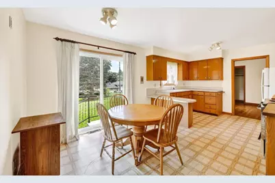 4801 Goldfinch Drive, Madison, WI 53714 - Photo 7