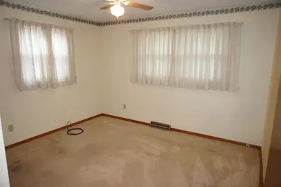 226 W 1st Street, Gays Mills, WI 54631 - Photo 9