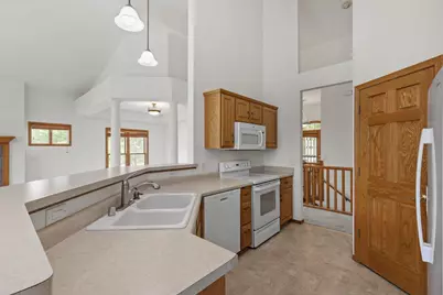 3000 Stamford Place, Fitchburg, WI 53711 - Photo 19