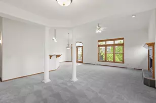 3000 Stamford Pl, Fitchburg, WI 53711 - Photo 11
