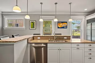1706 Madison St, Madison, WI 53711 - Photo 9