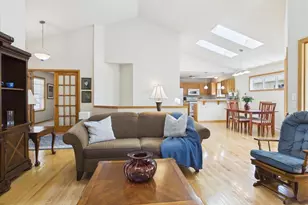 7019 Havenswood Dr, Madison, WI 53718 - Photo 9