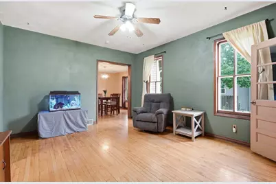 318 S 2nd Street, Janesville, WI 53536 - Photo 5