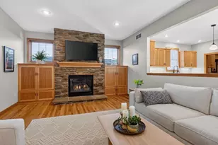 6750 Frank Lloyd Wright Ave, Middleton, WI 53562 - Photo 7