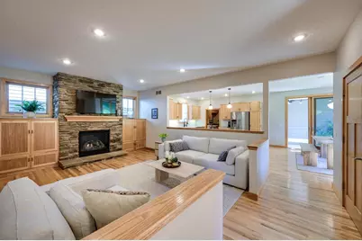 6750 Frank Lloyd Wright Avenue, Middleton, WI 53562 - Photo 5
