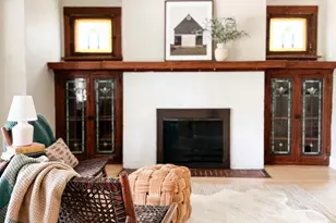 6931 Aetna Ct, Wauwatosa, WI 53213 - Photo 7